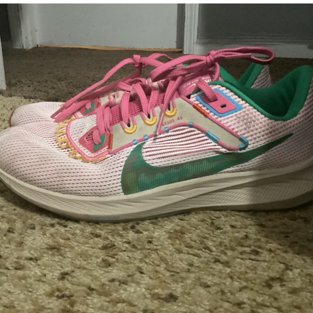 Nike Pink and Green Women's Sneakers